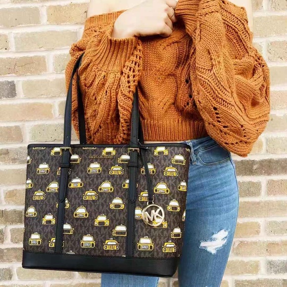 BUNDLE💞NWT Michael Kors Tote & Wallet - Picture 5 of 9